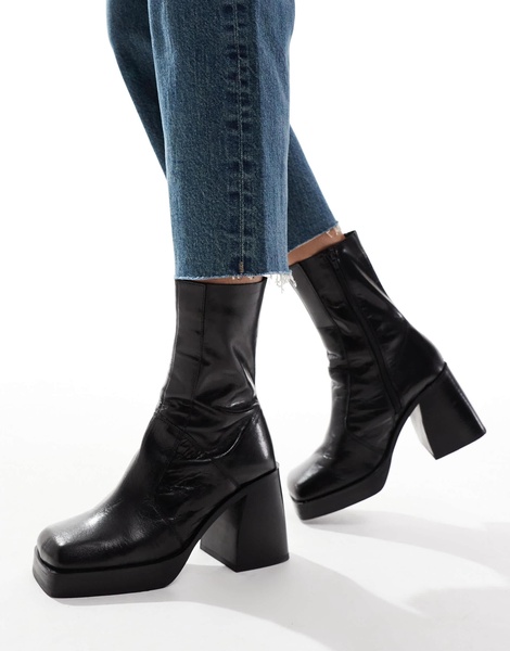 ASOS DESIGN Rover heeled leather boots in black