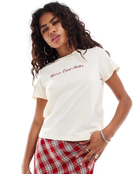 Motel saki upper east sider t-shirt in cream