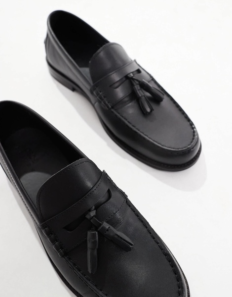 ASOS DESIGN penny loafers in black leather with tassels