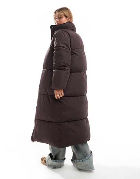 ASOS DESIGN longline padded jacket in chocolate