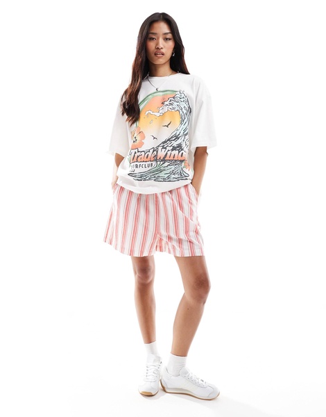 Levi's short stack trade winds print oversized t-shirt in white