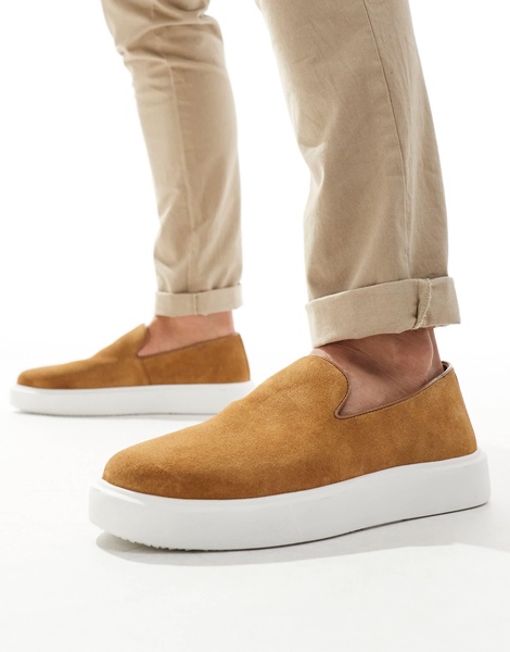 Walk London Robbie Weave Slip Ons In Tan Suede