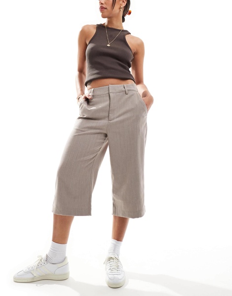 Cotton On low rise 3/4 pants in taupe