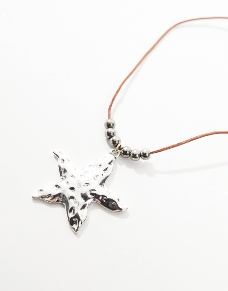 Petit Moments cord beaded necklace with starfish pendant in silver