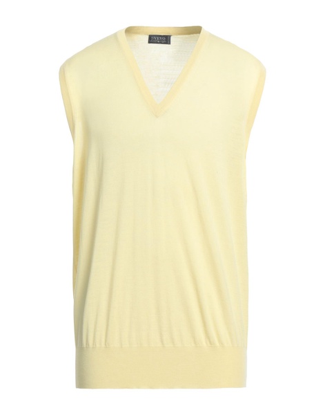 Sleeveless sweater