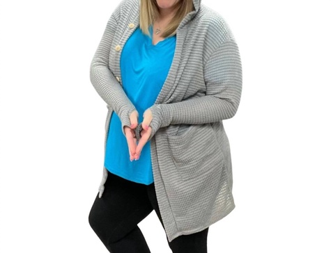 karsen boyfriend cardigan in gray