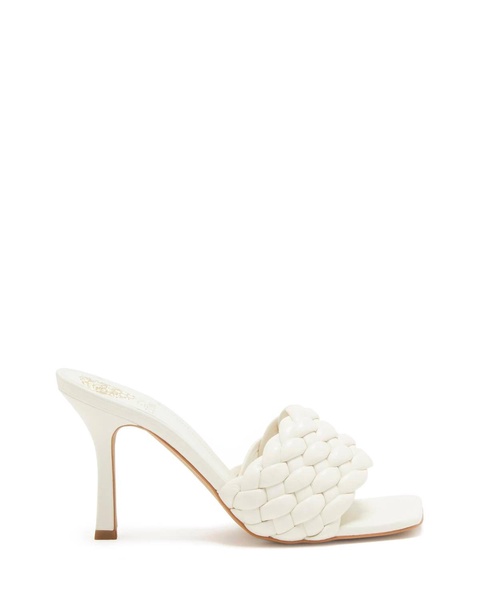 brinela mule in creamy white