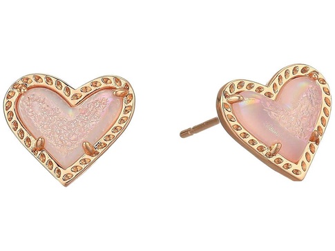 Ari Heart Stud Earrings