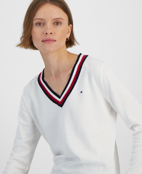 Women's Contrast-Trim V-Neck Sweater