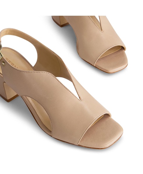 Bernardo Bedford Mid Heel Sandal