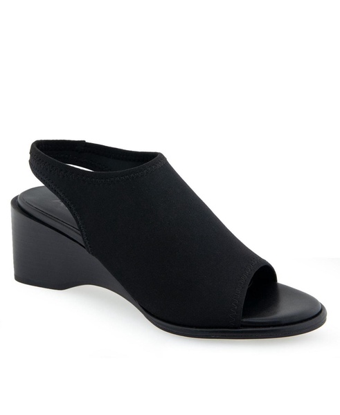 Women's Nuri Peep Toe Wedge