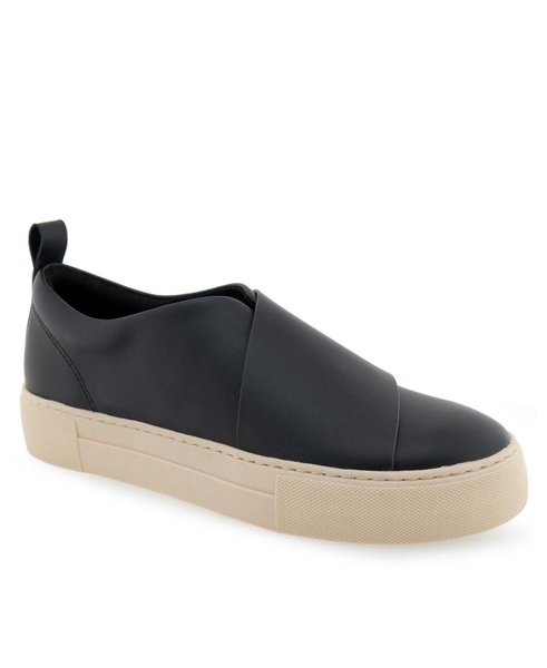 Women's Brighton Casual Sneakers