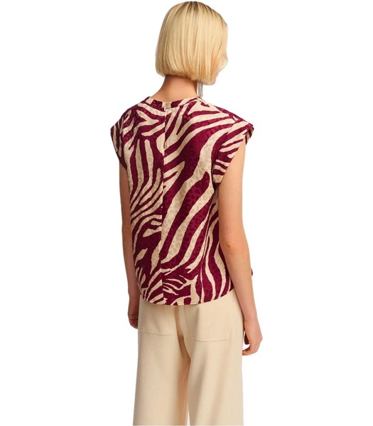 Essentiel Antwerp  Feebee Burgundy Top