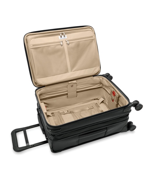 Baseline Essential Carry-On Expandable Spinner Suitcase (56cm)