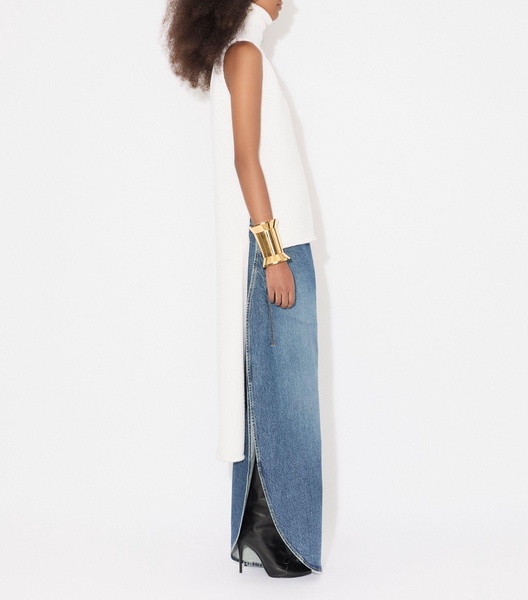 Side-Slit Round-Leg Jeans