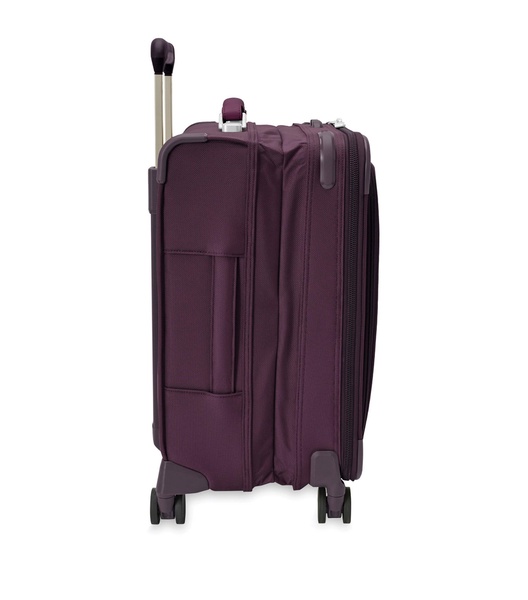 Medium Carry-On Baseline Global Spinner Suitcase (53.5cm)