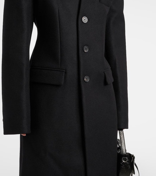 Hooded wool coat 