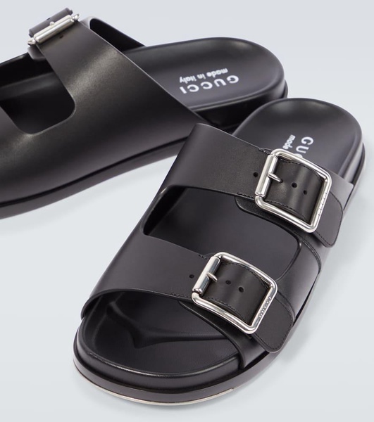 Men's sandal with buckles