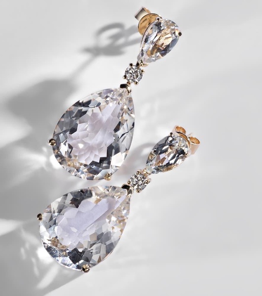 Sophia 14kt gold earrings with topaz and diamonds