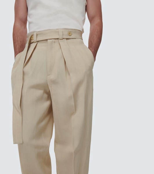 Pleated pants