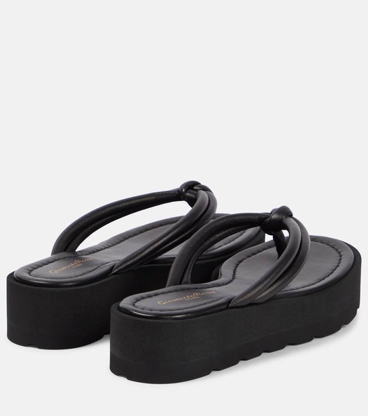 Leather thong sandals