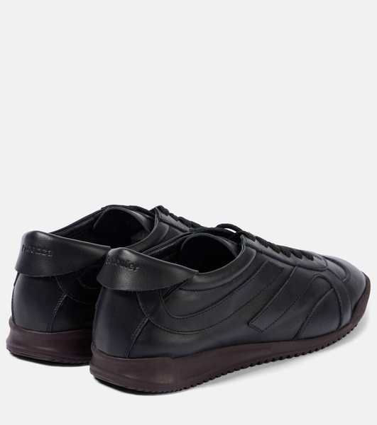 Pin leather sneakers