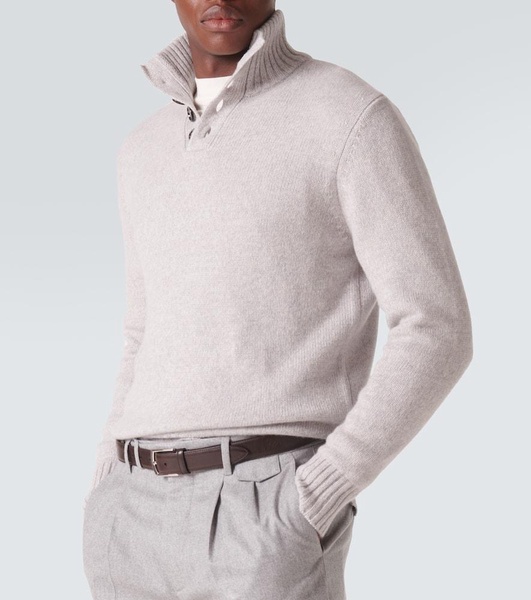 Cashmere sweater