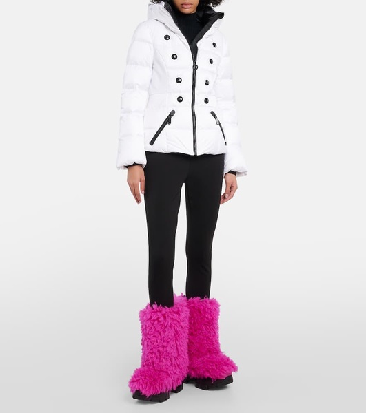 Bushy faux fur snow boots