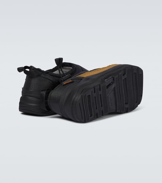 4 Moncler Hyke Pepper leather loafers