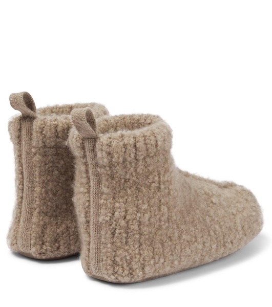 Ribbed-knit cashmere slippers