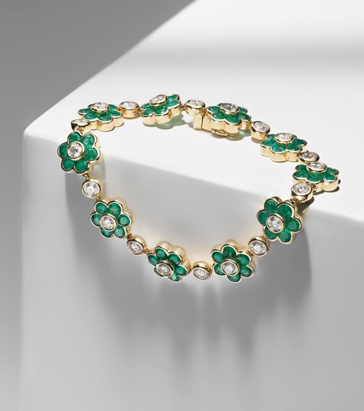 Flora 18kt yellow gold bracelet with emeralds and diamonds