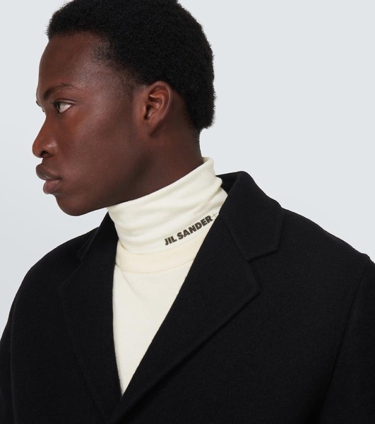 Logo turtleneck sweater