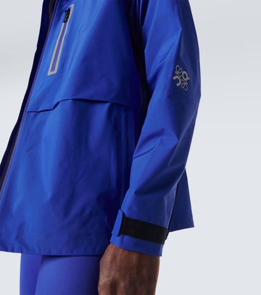 x On Storm technical jacket