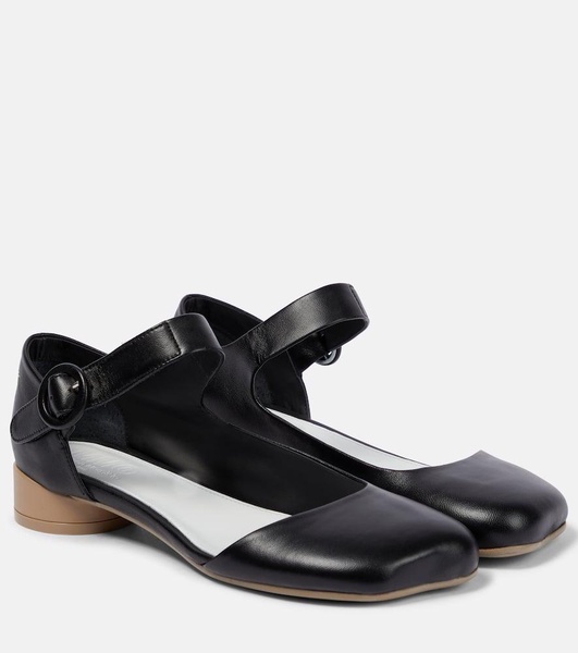 Leather ballet flats