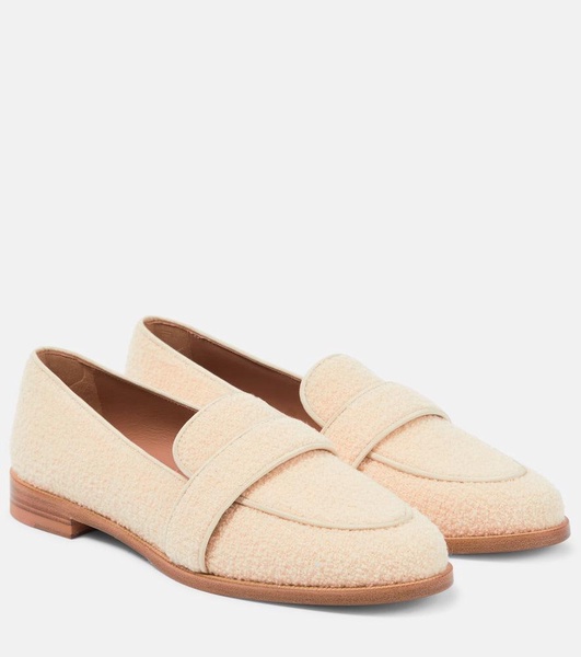 Martin curly moccasins