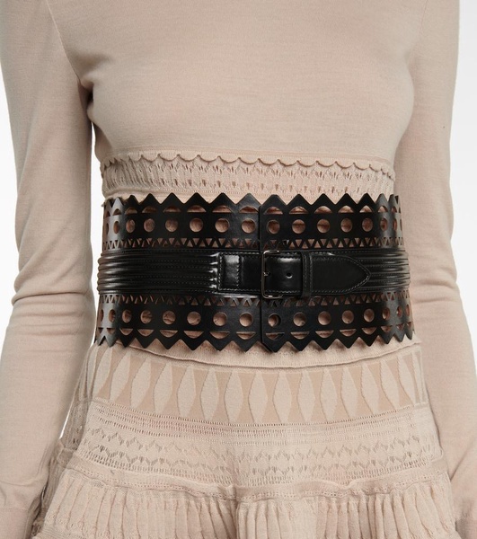 Leather corset belt