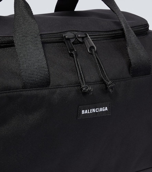 Logo travel bag