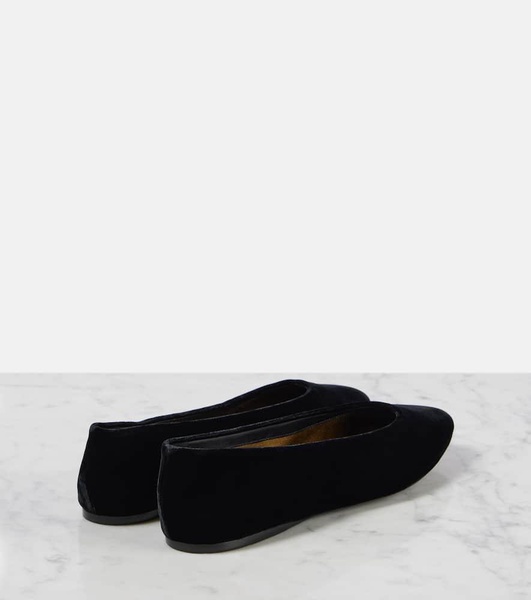 Gio velvet ballet flats