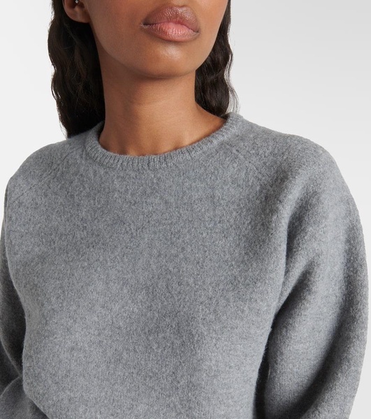 Wool sweater