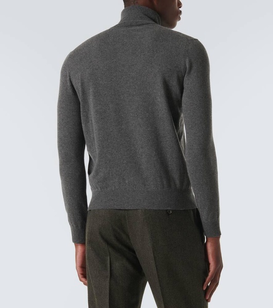 Cashmere turtleneck sweater