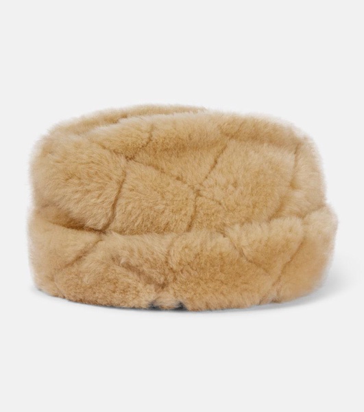 Maggie quilted shearling hat