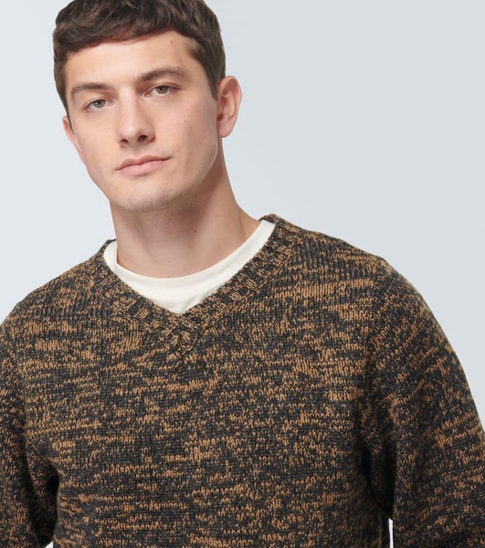 Intarsia wool sweater