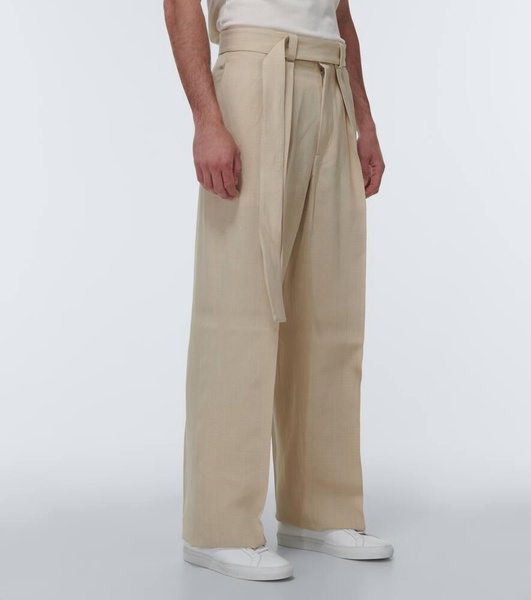 Pleated pants