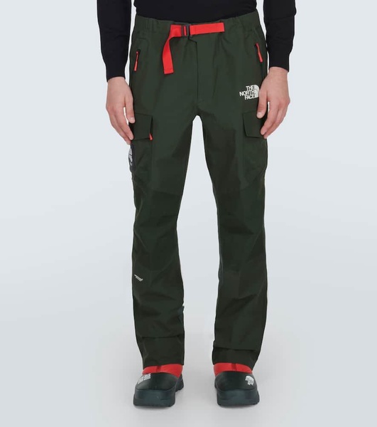 x Undercover ski pants