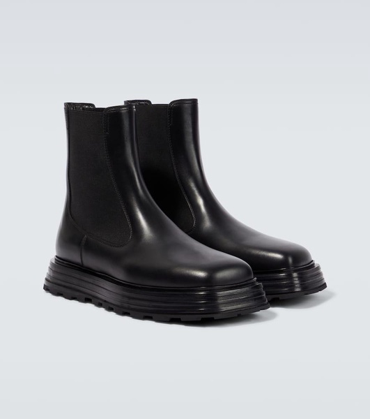 Leather Chelsea boots