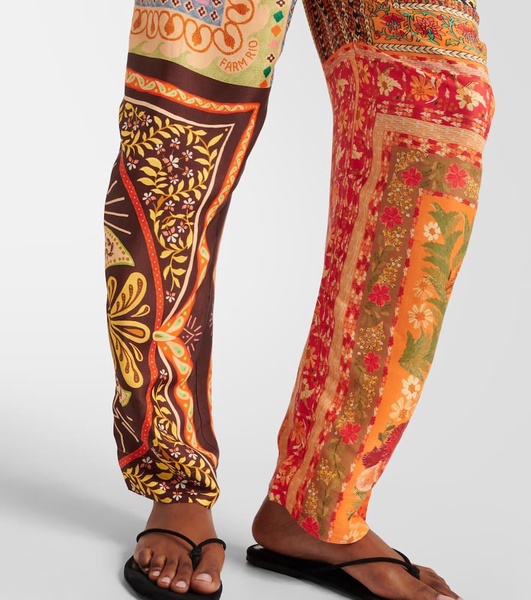 Printed straight pants