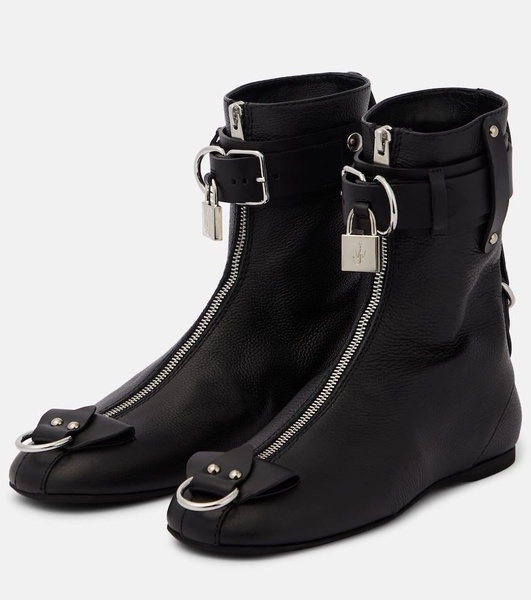 Lock leather ankle boots