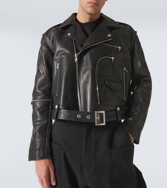 Cropped leather jacket