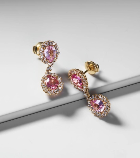 18kt gold drop earrings with sapphire and diamonds