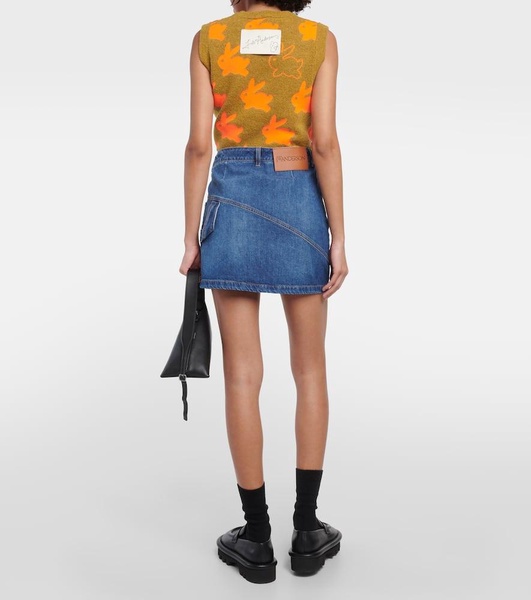 Twisted asymmetric denim miniskirt 